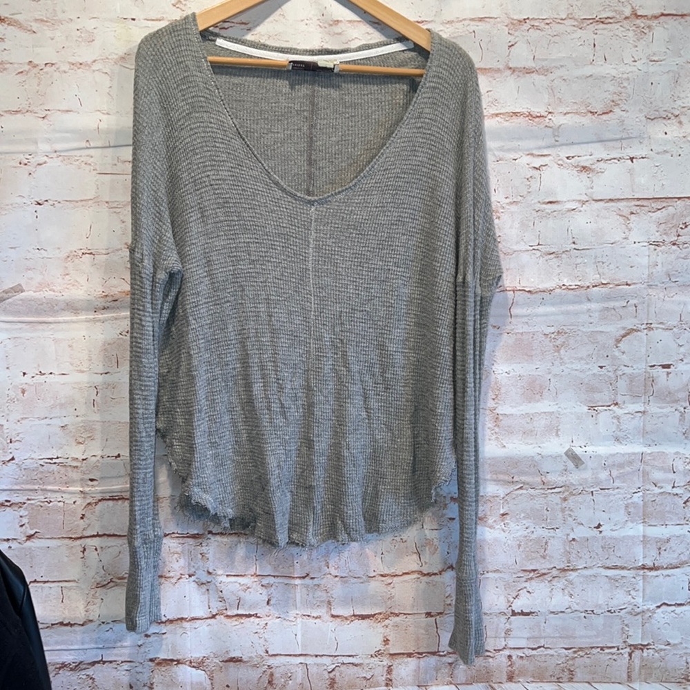 Saturday Sunday Anthro v neck raw hem thermal waffle knit S pullover grey top